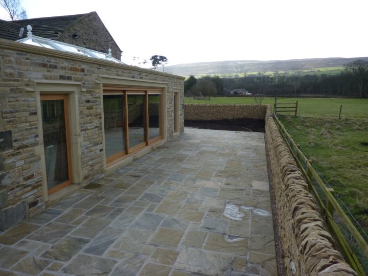 Riven Yorkstone Paving